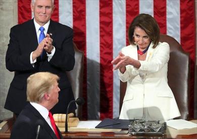 نانسي بيلوسي وترامب