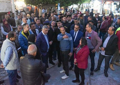 محافظ الإسكندرية يتفقد توسعة شارع أبو قير وأعمال إزالة كوبري المشاة بسيدي جابر 