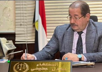 عادل عفيفي