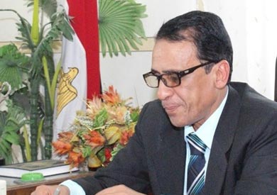 عبد الحافظ وحيد وكيل وزارة التربية والتعليم بالسويس
