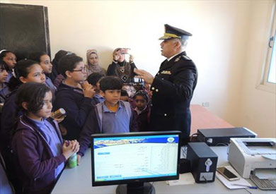 الشرطة فى المدارس