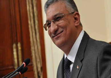 وزير التنمية المحلية الدكتور أحمد زكى بدر