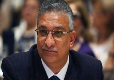 أحمد زكي بدر وزير التنمية المحلية
