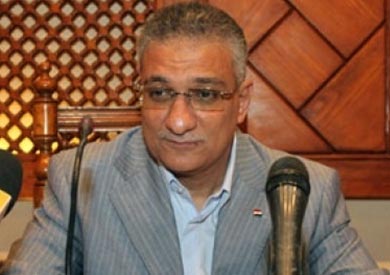 الدكتور أحمد زكى بدر وزير التنمية المحلية