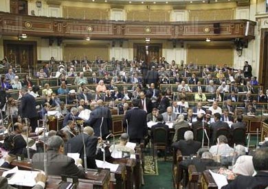 البرلمان يوافق على تحديد رئيس الجمهورية موعد فض دور الانعقاد الحالي - تصوير: لبنى طارق