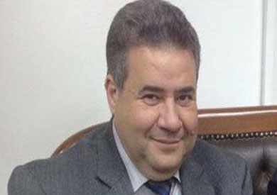 الدكتور السيد القاضى رئيس جامعة بنها