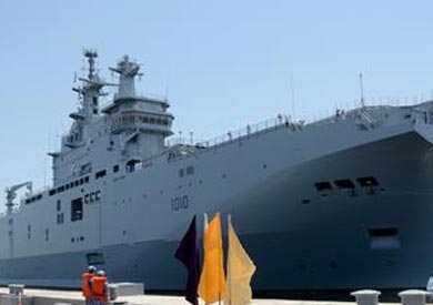 القوات البحرية تحتفل بوصول الميسترال إلى ميناء الإسكندرية