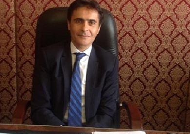 مساعد وزير الخارجية للشؤون القنصلية السفير هشام النقيب
