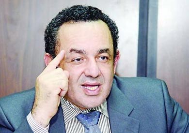 عمرو الشوبكي أستاذ العلوم السياسية