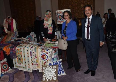 السفيرة نائلة جبر في معرض استري مصري