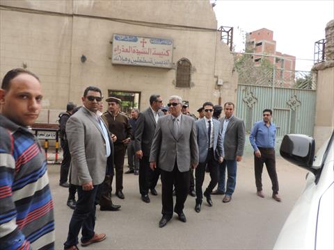 مدير أمن البحيرة أثناء تفقده للكنائس