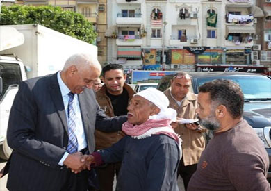 جولة لمحافظ السويس بشوارع الفرز وكورنيش السويس القديم