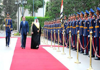 «السيسي» و«آل خليفة»