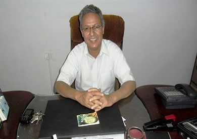 صلاح السيد مدير عام التموين بالوادي الجديد