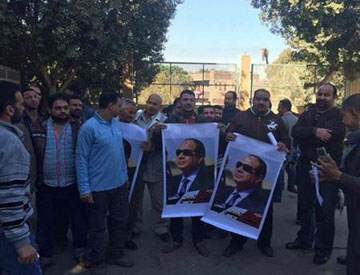 تظاهرات موظفي شركة مياة الشرب باسيوط