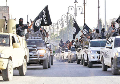 داعش يسيطر علي أراضي واسعة في سوريا والعراق