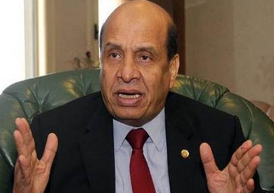 الفريق عبد العزيز سيف الدين رئيس الهيئة العربية للتصنيع