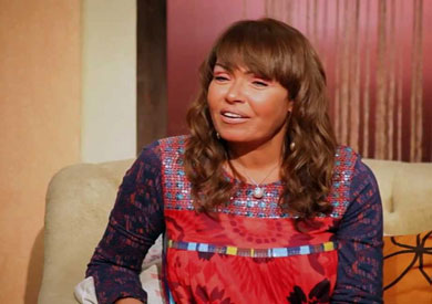 الفنانة لوسي