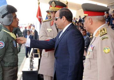 تخريج دفعة جديدة بالكلية الجوية - أرشيفية