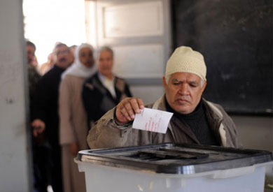 الاستفتاء على الدستور - أرشيفية