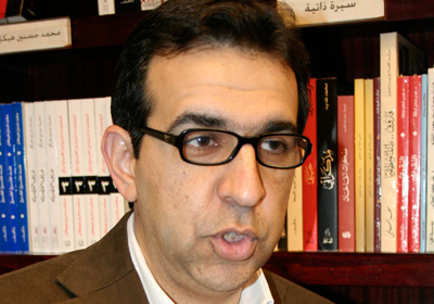 عز الدين شكرى