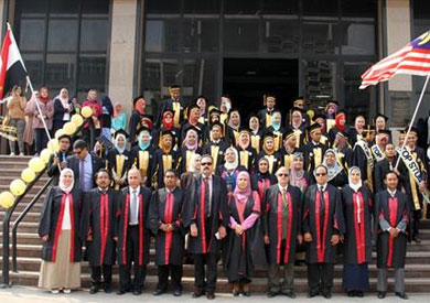تخريج طلبة ماليزيين باسنان طنطا