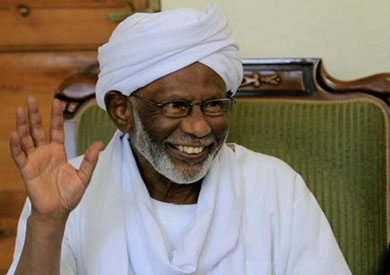 الزعيم السوداني المعارض حسن الترابي