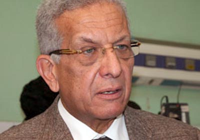 الدكتور فؤاد النواوي وزير الصحة والسكان