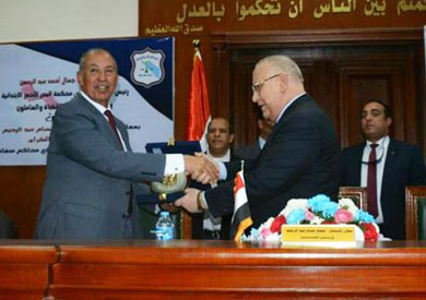 وزير العدل يفتتح مجمع محاكم سفاجا