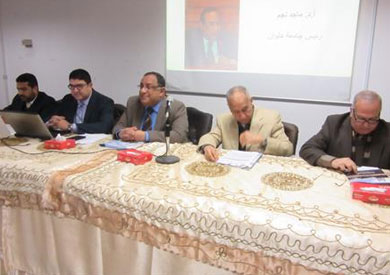 القائم بأعمال رئيس جامعة حلوان يفتتح ورشة عمل حول التخطيط الإستراتيجي