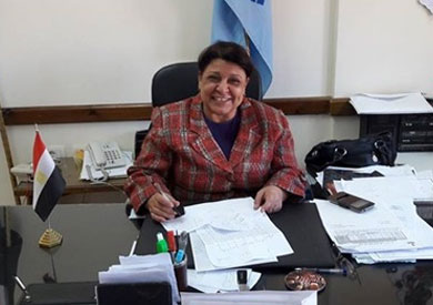 نورا فاضل وكيل وزارة التربية والتعليم بالبحر الأحمر