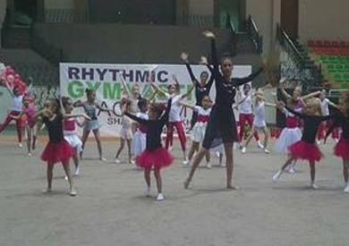 عرضا " جمباز" لأطفال مدينة شرم الشيخ بالمدينة الشبابية