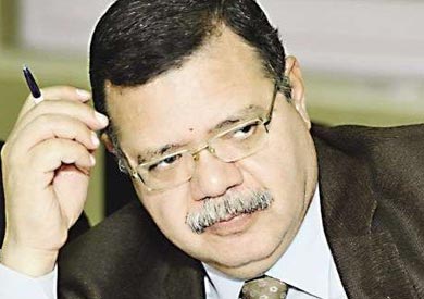 حمدي عبدالعزيز، المتحدث باسم وزارة البترول