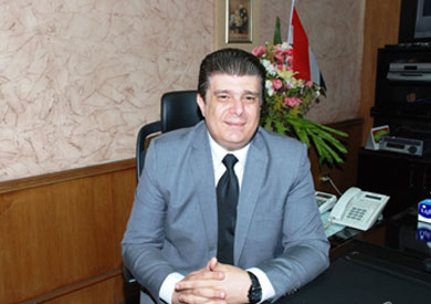 الإعلامى حسين زين