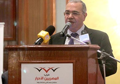 الدكتور عصام خليل رئيس الحزب