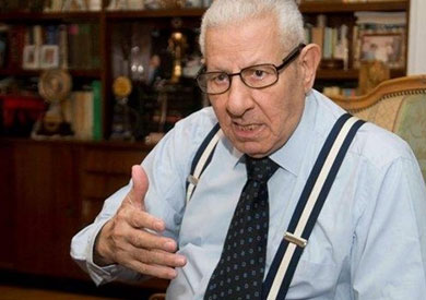 الكاتب الصحفي مكرم محمد أحمد