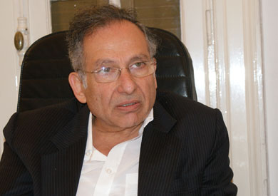 المهندس الاستشاري، ممدوح حمزة