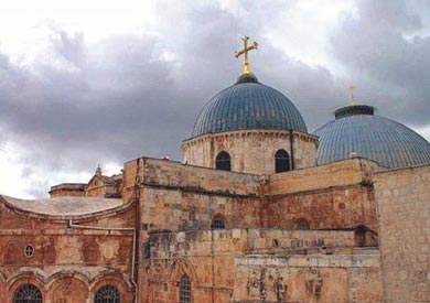 وفد الكنيسة المصرية يناقش فى القدس استعادة دير السلطان