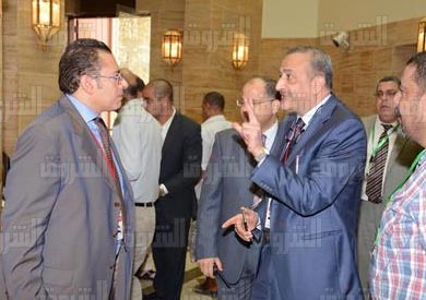 إقبال كثيف للمصريين بالدول العربية في انتخابات البرلمان