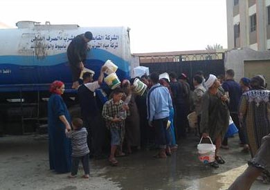 مشاجرات بسبب الحصول على جركن مياه في أبوتيج بأسيوط