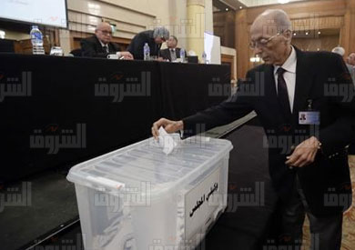 كواليس الاجتماع العاصف لـ«دعم مصر» - تصوير: احمد عبد الجواد