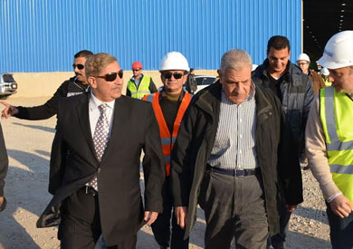 محلب وياسين طاهر