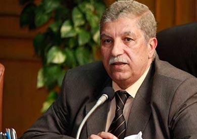 اللواء ياسين طاهر محافظ الإسماعيلية