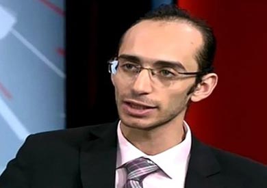 عضو اللجنة محمد عبد العزيز