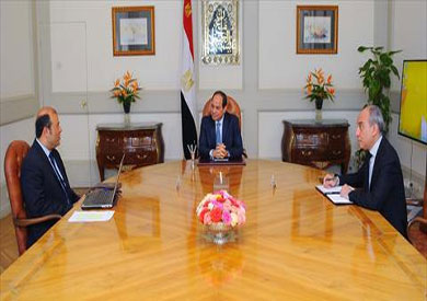 السيسي ووزير التموين