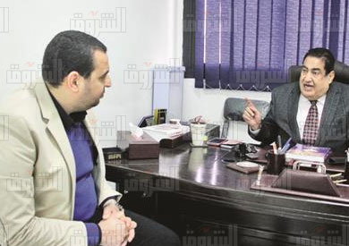 محمد رجب في حواره مع محرر «الشروق»- تصوير أحمد عبد الفتاح