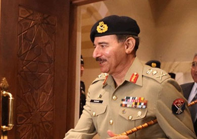رئيس هيئة الأركان المشتركة الباكستانية الفريق أول رشاد محمود