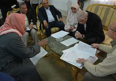 أثناء اللقاء