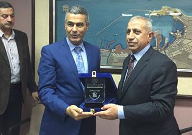 تكريم وزير النقل