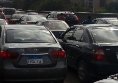 شلل مرورى فى الجيزة بسبب صيانة كوبرى فيصل